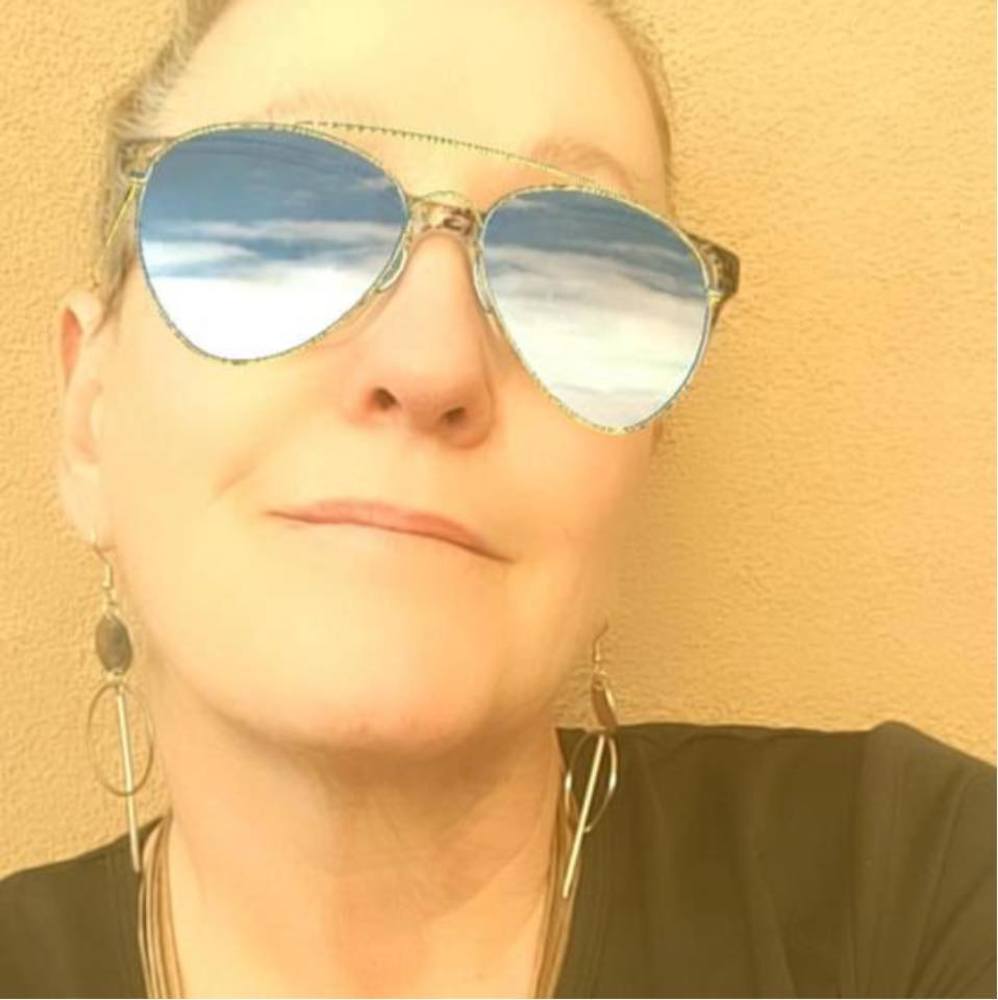 Meet your Posher, Linda